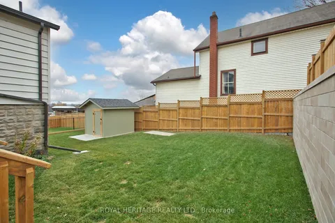 21 Park St, Port Hope, ON L1A 1B9