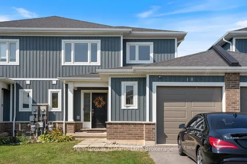 18 Viger Dr, Welland, ON L3B 0E3