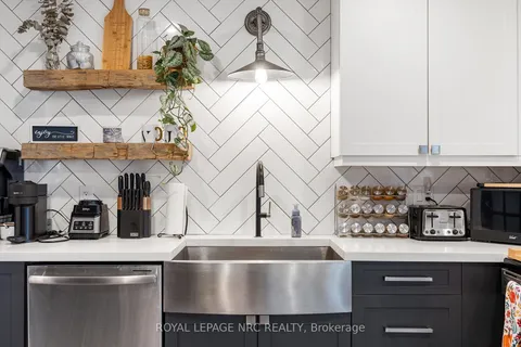 65 Parkview Rd, St. Catharines, ON L2M 5S3