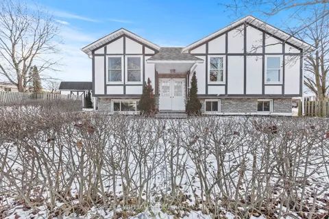 45 Greendale Dr, Hamilton, ON L9C 4R5