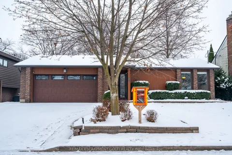 65 Hillcrest Avenue, St. Catharines, ON L2R 4Y4