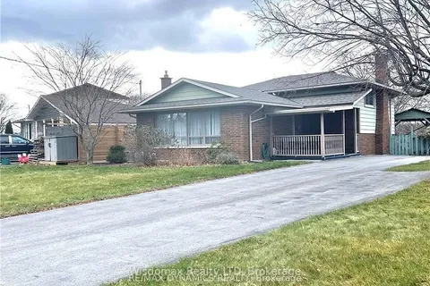 56 TED St, St. Catharines, ON L2N 1E5