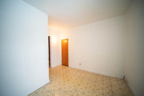 744 Laval St, Casselman, ON K0A 1M0