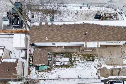 241 St. Paul Street, ON L2S 2E5