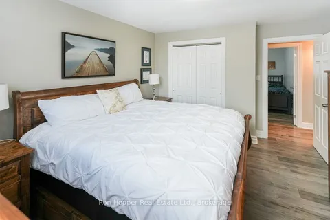 1890 6th Ave, Owen Sound, ON N4K 5H9