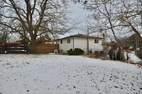 4476 Margueritte St, Lincoln, ON L3J 0B9