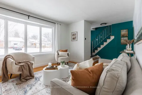7 Eldorado Crt, Hamilton, ON L9C 2R1