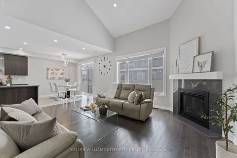 696 Parade Dr, Stittsville - Munster - Richmond, ON K2S 0X8