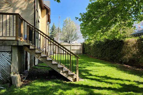 382 Queen Street, St. Marys, ON N4X 1B2