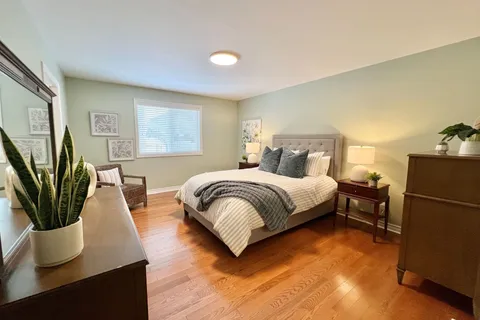 43 Chelsea Cres, Belleville, ON K8N 4Z5