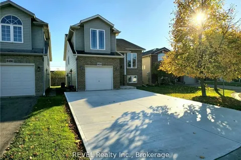 8414 Atack Crt, Niagara Falls, ON L2H 3N4