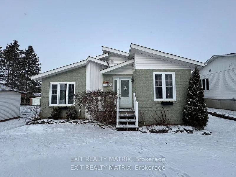 876 QUEEN St, Champlain, ON K0B 1K0