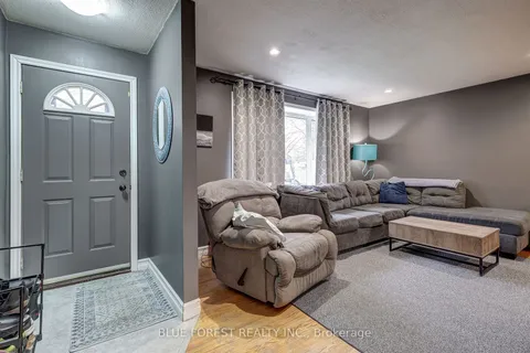 84 Amy Cres, London, ON N5Y 4A6