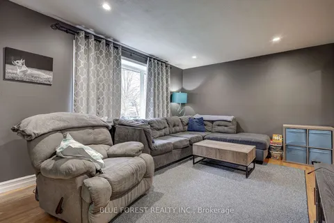 84 Amy Cres, London, ON N5Y 4A6