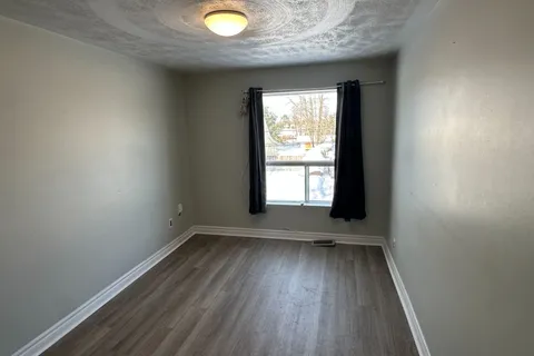 26 Spring Street, ON P2B 3G7