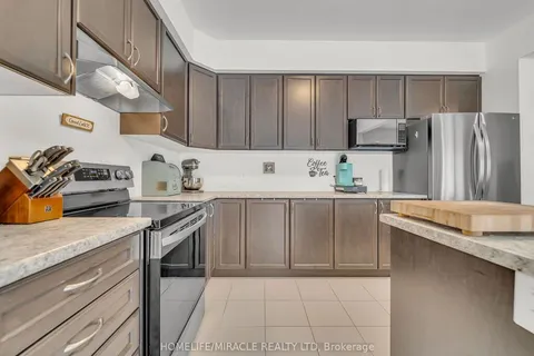 10 Brewis St, Brant, ON N3L 0L2