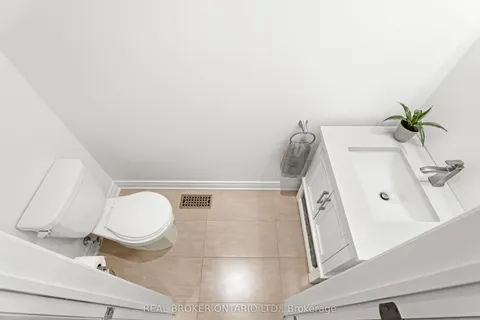 35 Ketchum Street, Mono, ON L9W 6T4