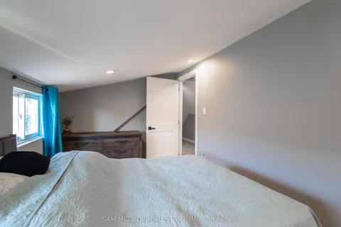 55 Allan Avenue, Hamilton, ON L8H 2C8