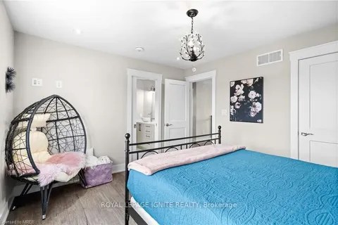 263 Memorial Park Drive, Welland, ON L3B 0E3