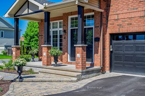 41 Blackshire Circle, Barrhaven, ON K2J 5M2