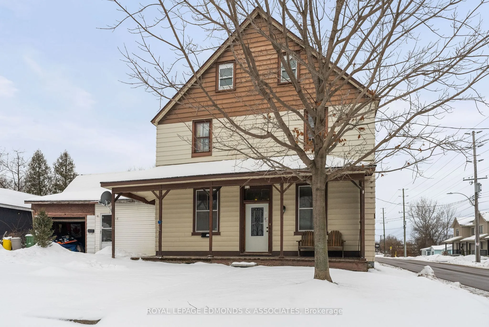 122 Cecelia Street, Pembroke, ON K8A 1R6