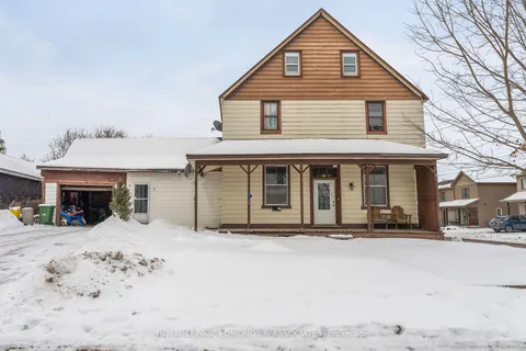 122 Cecelia Street, Pembroke, ON K8A 1R6