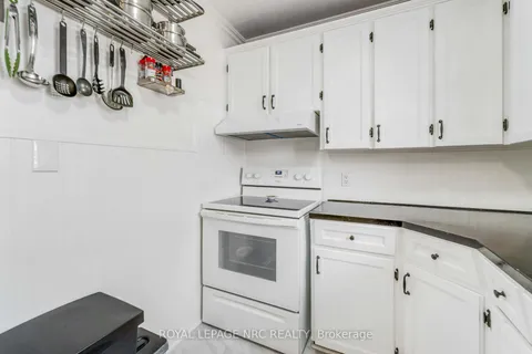 75 Michael Dr, Port Colborne, ON L3K 3C4