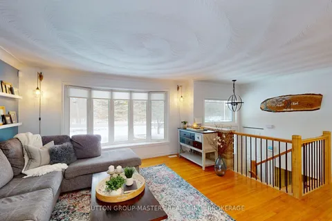 843 County Rd 7 Rd, Loyalist, ON K0H 1G0