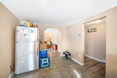 10 Melissa St, Parry Sound, ON P2A 2R5