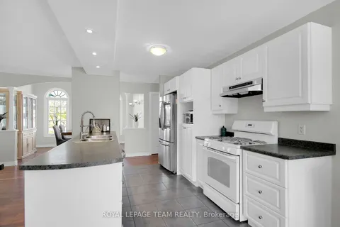 11 RIDEAU CROSSING Cres, North Grenville, ON K0G 1J0