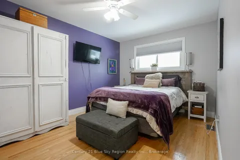 345 Lakeside Dr, North Bay, ON P1A 3E5