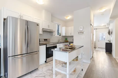 34 Woodbine Ave, Welland, ON L3B 0H5