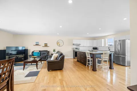 502 County Rd 21 Rd, Edwardsburgh/Cardinal, ON K0E 1X0