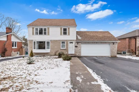 174 Indian Rd, Kingston, ON K7M 1T4