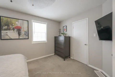 840 Marigold St, London, ON N5X 4G7