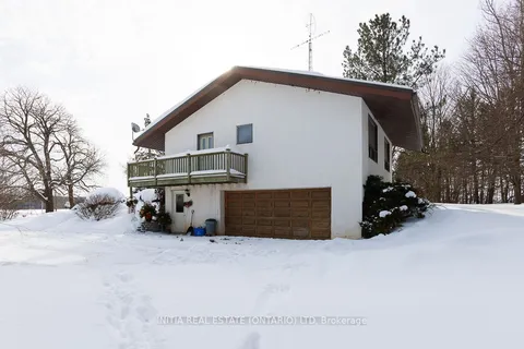 37364 Londesboro Road, Ashfield-Colborne-Wawanosh, ON N7A 3Y1