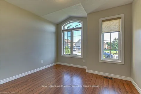 123 Coulas Crescent, Norfolk, ON N0E 1Y0
