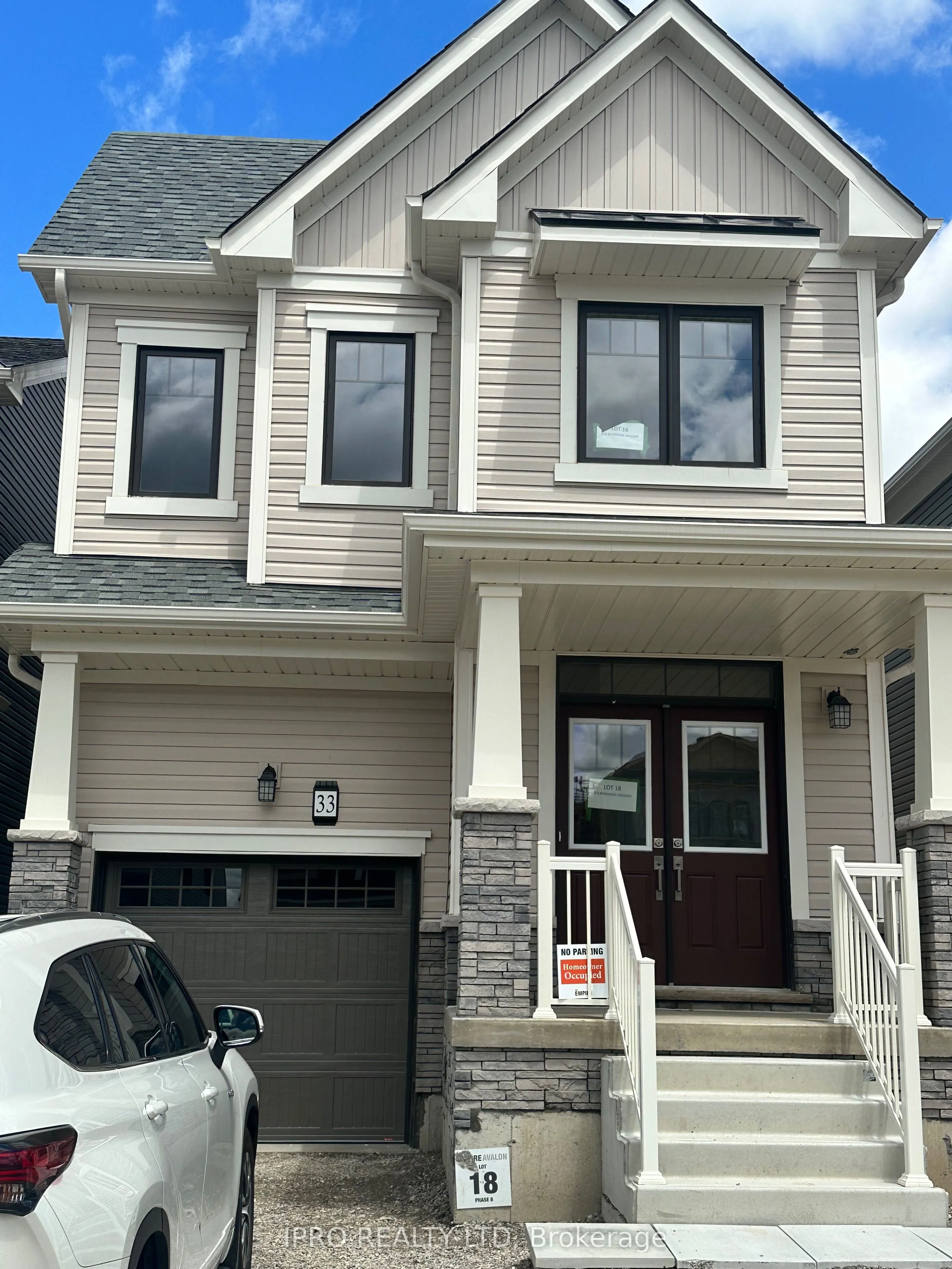 33 Basswood Crescent, Haldimand, ON N3W 0H5