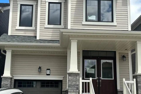 33 Basswood Crescent, Haldimand, ON N3W 0H5