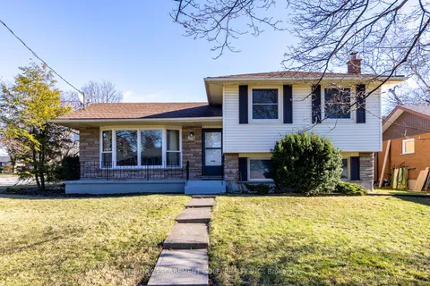 24 Beacon Hill Dr, St. Catharines, ON L2T 2X7