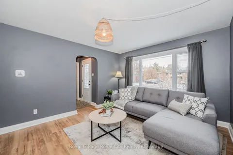 34 Marlborough Rd, Guelph, ON N1E 3X2