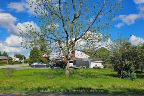 28 Donna Street, Meadowlands - Crestview and Area, ON K2G 2V4