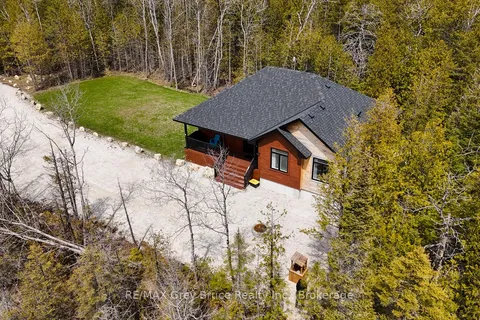 10 Miller Lake Road, Northern Bruce Peninsula, ON N0H 1Z0