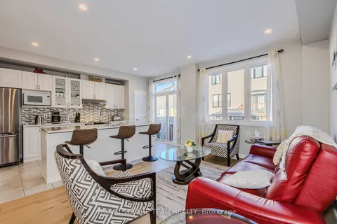 124 Aquarium Ave, Orleans - Cumberland and Area, ON K4A 1L3