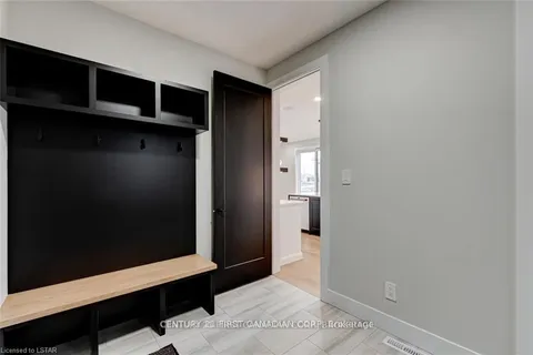 129 ASPEN Circle, Thames Centre, ON N0M 2P0
