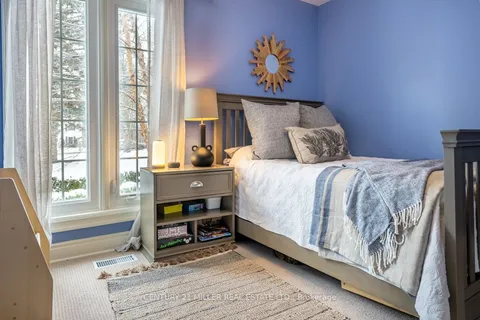 311 8th Concession Rd, Hamilton, ON L8N 2Z7