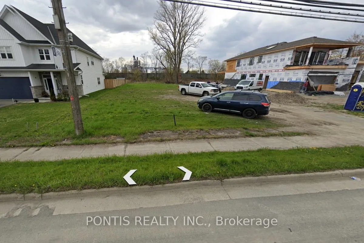 336 Beach Boulevard, Hamilton, ON L8H 6W2