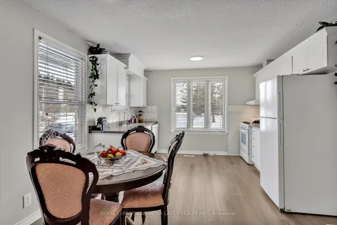 16 Mary St, Kawartha Lakes, ON K9V 2N4