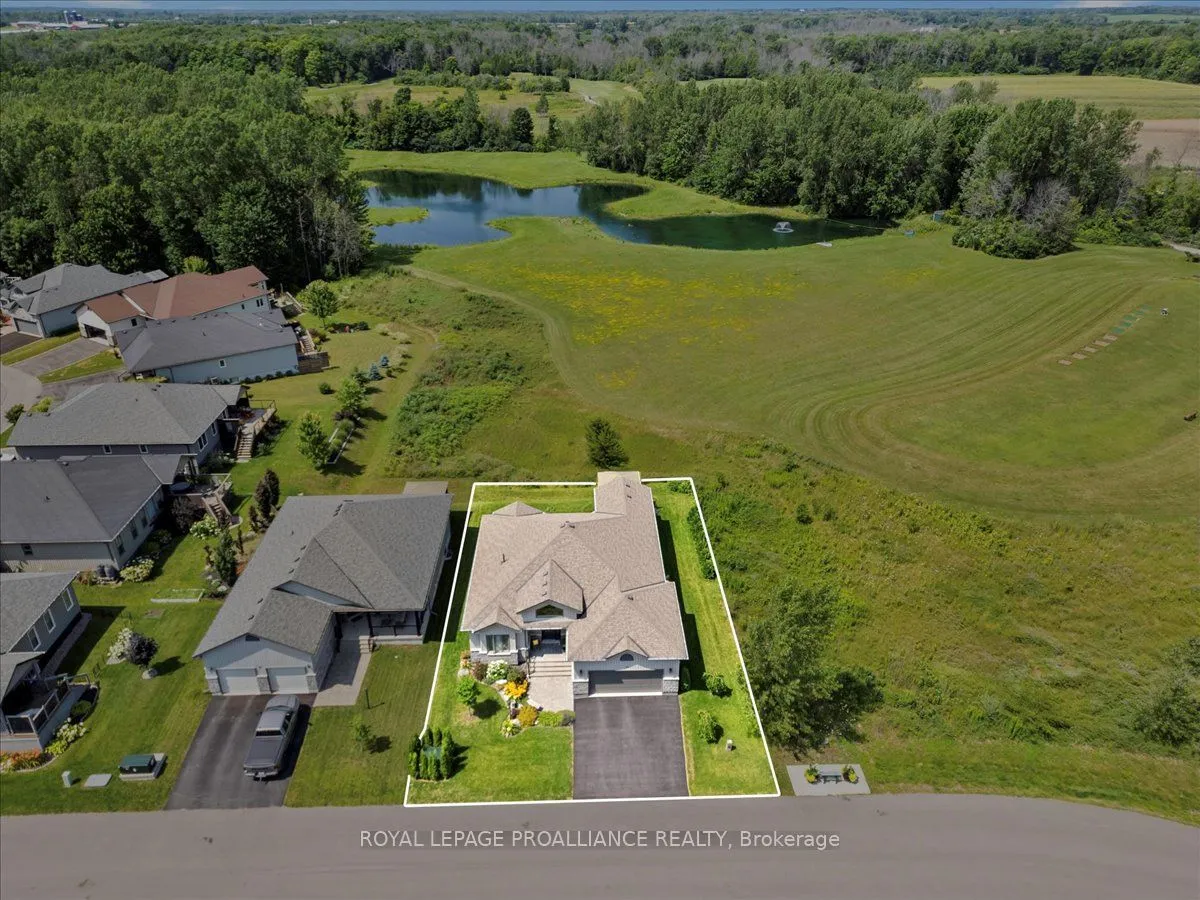 36 Dorchester Drive, Prince Edward County, ON K0K 3L0