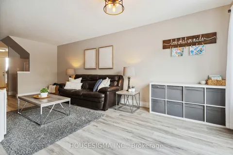 1452 Evans Blvd, London, ON N6M 0A8